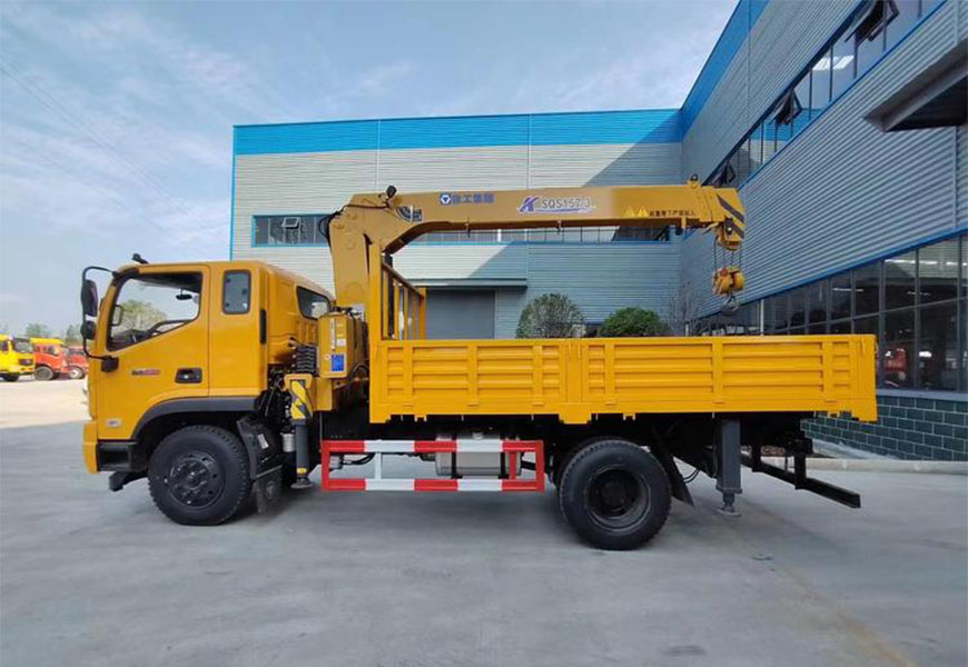 福田瑞沃徐工6.3噸徐工隨車吊 國六